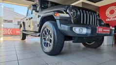 Usado 2022 Jeep Gladiator Overland SUV | € 70.500