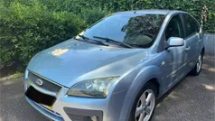 Cinza Usado 2007 Ford Focus Trend Citadino | € 5.400 (Preço justo)
