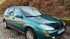 Verde Usado 1999 Ford Focus Citadino | € 1.590 (Preço justo)
