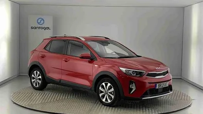 Usado 2025 Kia Stonic SUV | € 17.990 (Preço justo)