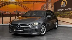 Cinza Usado 2020 Mercedes A160 Style Citadino | € 20.500 (Bom preço)