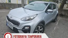 Cinza Usado 2020 Kia Sportage Urban SUV | € 21.690 (Preço justo)