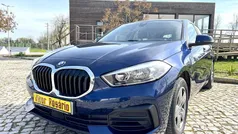 Azul Usado 2019 BMW 118 Comfort Edition Citadino | € 18.750 (Preço justo)