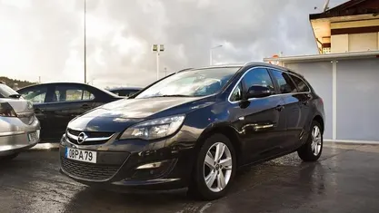 Usado 2014 Opel Astra Sport Carrinha | € 7.950 (Preço justo)