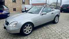 Cinzento Usado 1997 Mercedes SLK200 Cabrios | € 12.999 (Preço justo)