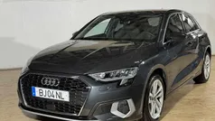 Cinzento Usado 2024 Audi A3 | € 26.990 (Preço justo)