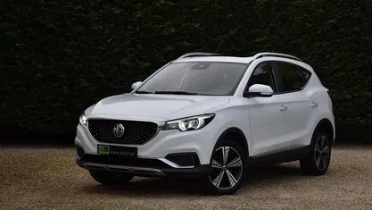 Usado MG ZS 105 kW (143 HP) 2021 Branco SUV
