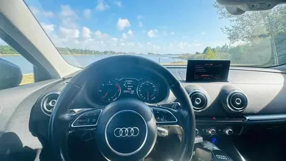 Cinzento Usado 2019 Audi A3 Citadino | € 11.500 (Super Preço)