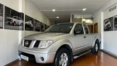 Cinzento Usado 2006 Nissan Navara Pickup | € 16.500 (Preço justo)