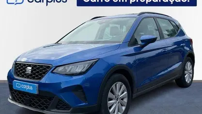 Usado Seat Arona Style 95 HP (69 kW) 2024 Azul SUV