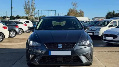 Cinzento Usado 2022 Seat Ibiza Citadino | € 16.900 (Preço justo)