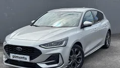 Cinza Usado 2023 Ford Focus ST-Line | € 21.850 (Preço justo)