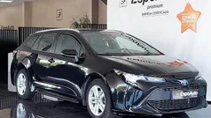 Preto Usado 2019 Toyota Corolla Comfort Carrinha | € 20.900 (Preço justo)