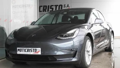 Cinzento Usado 2020 Tesla Model 3 Long Range AWD Sedan | € 29.500 (Preço justo)