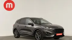 Cinzento Usado 2022 Ford Kuga ST-Line SUV | € 24.999 (Bom preço)