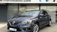 Cinzento Usado 2018 Renault Mégane IV Intens Sedan | € 11.990 (Preço justo)