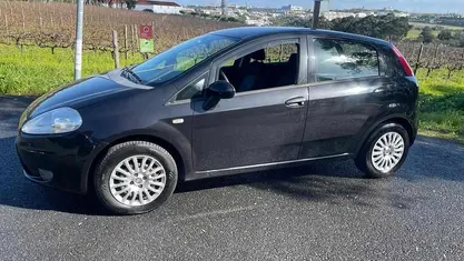 Preto Usado 2010 Fiat Punto Citadino | € 5.900 (Preço justo)