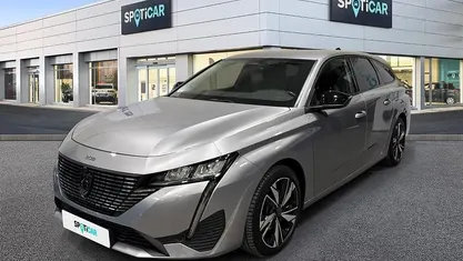 Usado Peugeot 308 SW Allure 130 HP (95 kW) 2022 Carrinha