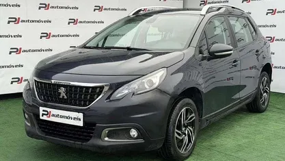Azul Usado 2018 Peugeot 2008 Style SUV | € 10.990 (Preço justo)