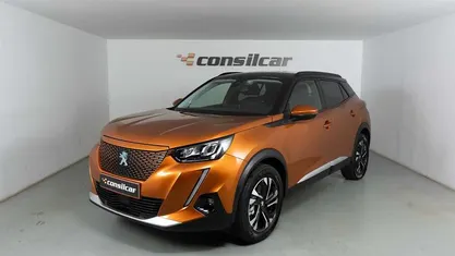 Usado Peugeot e-2008 Allure 100 kW (136 HP) 2021 SUV