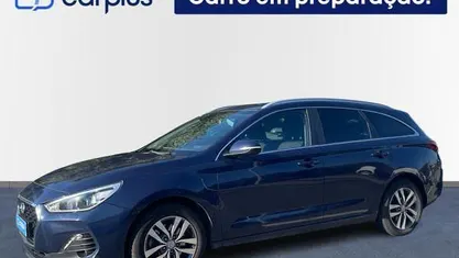 Usado Hyundai i30 Style 120 HP (88 kW) 2019 Azul Carrinha