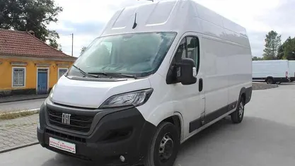 Branco Usado 2023 Fiat Ducato Van | € 21.900 (Bom preço)
