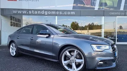 Usado Audi A5 Premium 190 HP (139 kW) 2015 Cinzento Coupé
