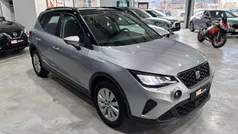Cinzento Usado 2023 Seat Arona Style SUV | € 17.900 (Preço justo)