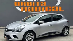 Cinza Usado 2018 Renault Clio IV Zen | € 9.500 (Preço justo)