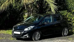Preto Usado 2019 Peugeot 208 Signature Sky Citadino | € 10.900 (Bom preço)