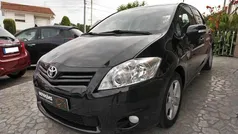 Usado 2010 Toyota Auris Citadino | € 10.990 (Preço justo)