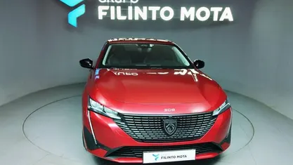 Usado Peugeot 308 Allure 130 HP (95 kW) 2023 Vermelho Carrinha