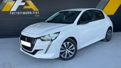 Branco Usado 2023 Peugeot 208 Active Citadino | € 14.900 (Bom preço)