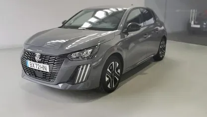 Usado Peugeot e-208 Allure 114 kW (156 HP) 2025 Citadino