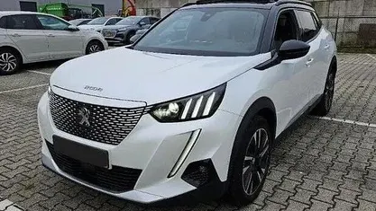 Usado Peugeot e-2008 GT 100 kW (136 HP) 2020 SUV