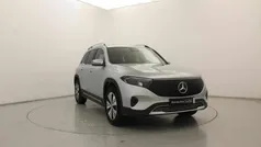 Cinzento Usado 2024 Mercedes EQB300 SUV | € 45.990 (Preço justo)