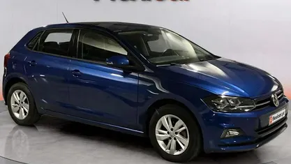 Usado VW Polo 95 HP (69 kW) 2019 Azul Citadino