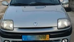 Usado 2000 Renault Clio II Citadino | € 1.300 (Preço justo)