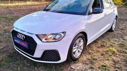 Branco Usado 2019 Audi A1 Sportback Advanced Citadino | € 19.450 (Preço justo)