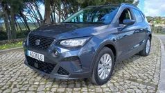 Cinza Usado 2022 Seat Arona Style SUV | € 16.980 (Preço justo)