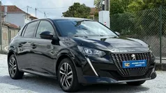 Preto Usado 2022 Peugeot 208 Citadino | € 15.750 (Preço justo)