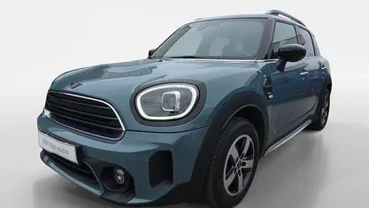 Usado Mini Countryman 102 HP (75 kW) 2022 Verde SUV