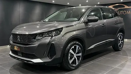 Cinza Usado 2023 Peugeot 3008 Allure SUV | € 23.990 (Bom preço)