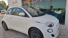 Branco Usado 2022 Fiat 500e Icon Citadino | € 17.990 (Preço justo)