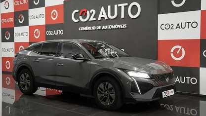 Cinzento Usado 2024 Peugeot 408 | € 26.900 (Preço justo)