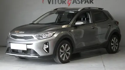 Cinza Usado 2025 Kia Stonic SUV | € 19.990 (Preço justo)