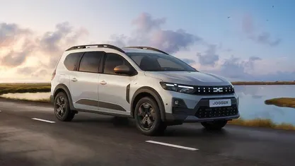 Usado 2023 Dacia Jogger Monovolume | € 17.900 (Preço justo)
