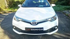 Branco Usado 2015 Toyota Auris Comfort Citadino | € 9.450 (Super Preço)
