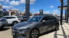 Cinza mountain Usado 2023 Mercedes A200 Advanced Citadino | € 30.900 (Super Preço)