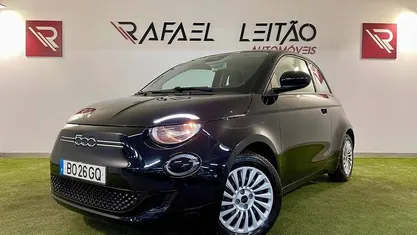 Preto Usado 2022 Fiat 500e Citadino | € 16.750 (Preço justo)